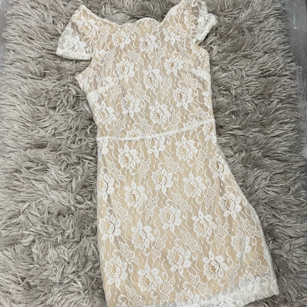 white lace dress